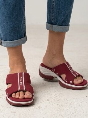 Mudd Y2K 2000’s Millennium Chunky Casual Slip on Slide Sandals Size 8 Red White